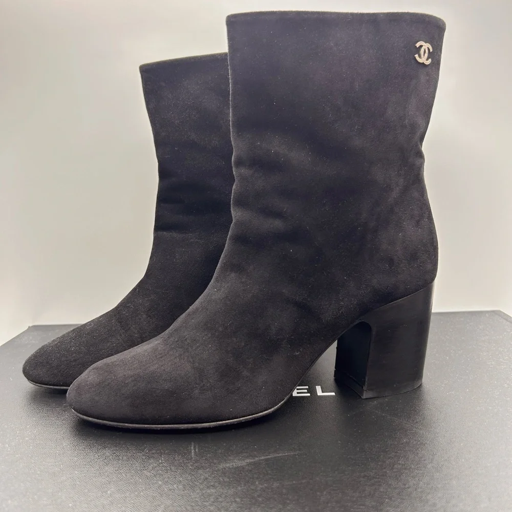 CHANEL Black Suede CC Calfskin Short Boots Made in Italy Size 38 Box Dustbags